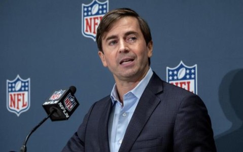 NFL计划在马德里或巴西举办2024场比赛；超级碗是否有可能移师伦敦？